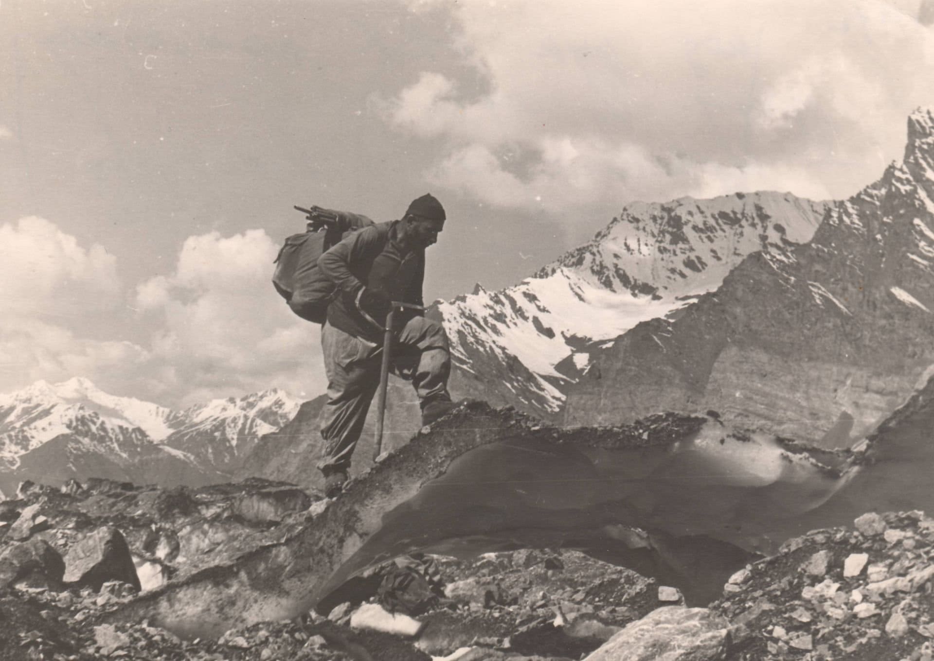 Без снаряжения военные альпинисты могли расчитывать только на гибель