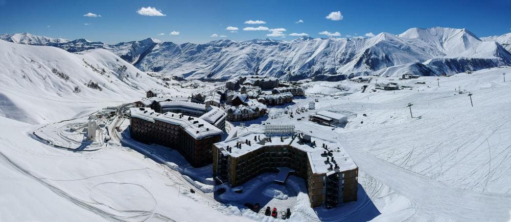 Грузинский горнолыжный курорт Гудаури