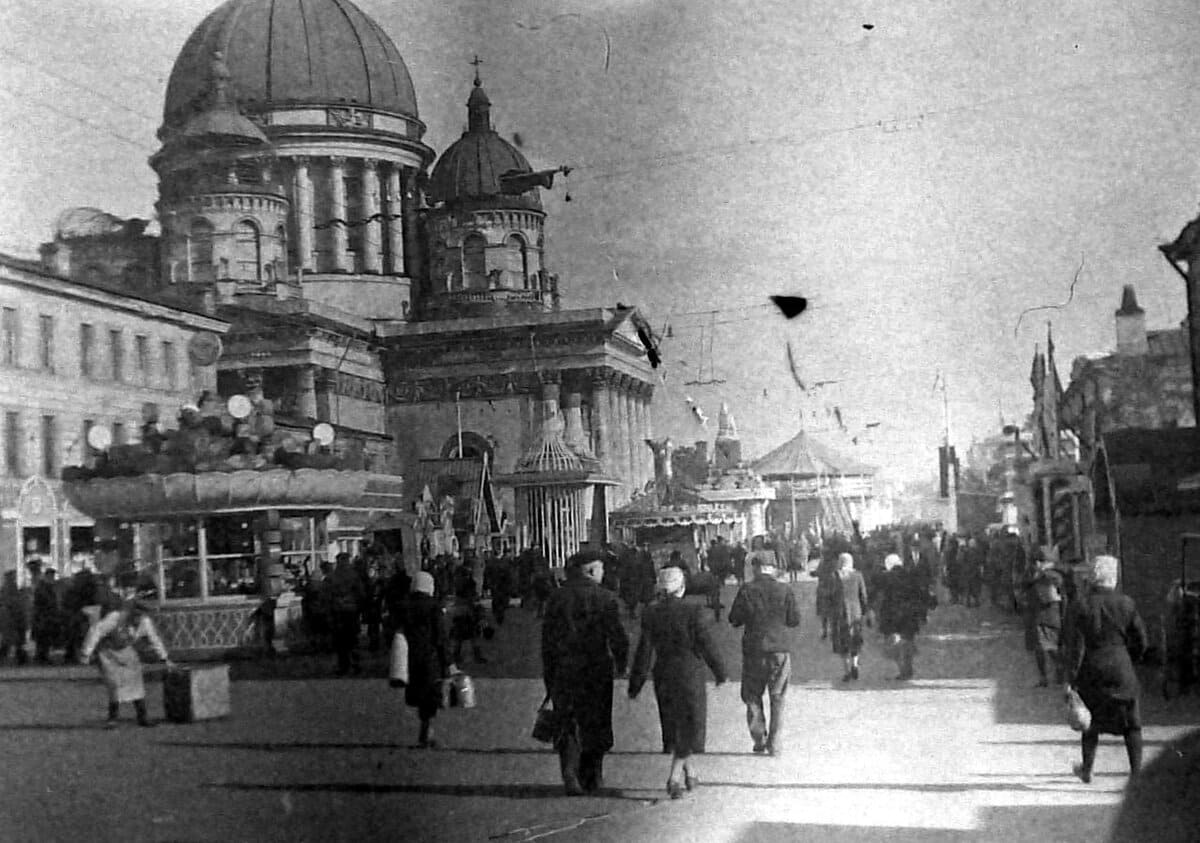 Петербург - потерянная столица забытой древней империи