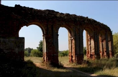 Замок Сапегов в Ружанах